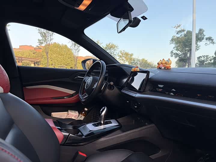 Фото 9 - MG Motor 5