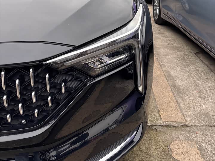 Фото 5 - Bestune B70