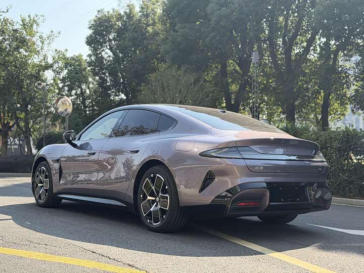 Фото 9 - Xiaomi SU7