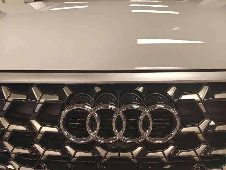 Фото 5 - Audi Q3