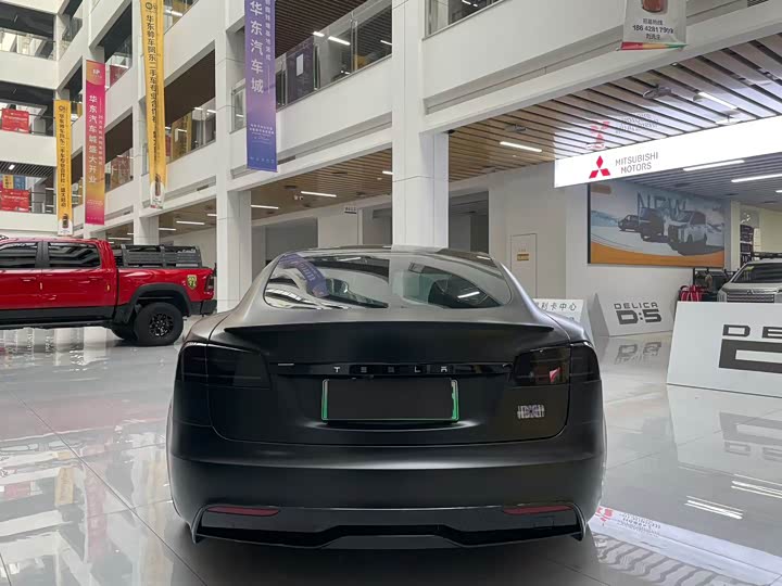 Фото 3 - Tesla Model S