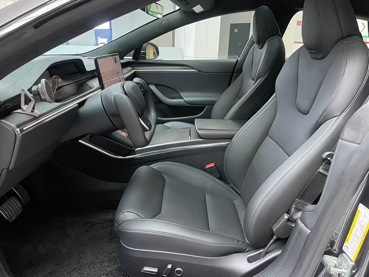 Фото 8 - Tesla Model S