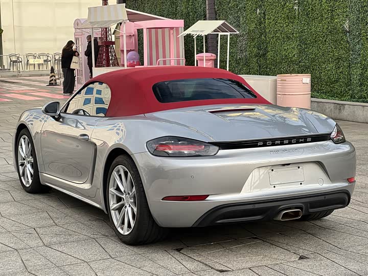 Фото 4 - Porsche 718