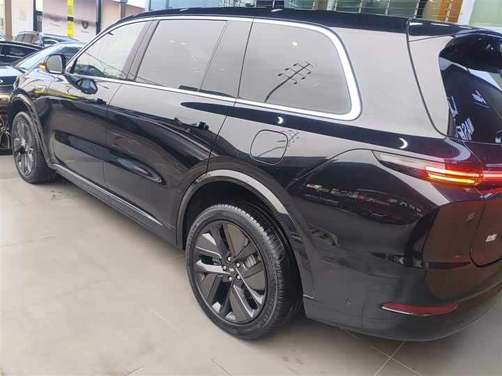 Фото 5 - LiXiang L9