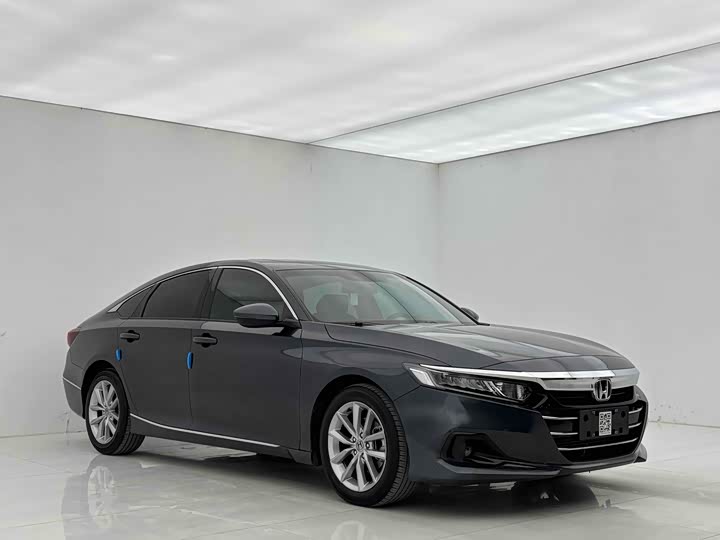 Фото 2 - Honda Accord