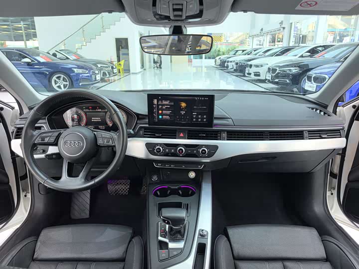 Фото 7 - Audi A4L