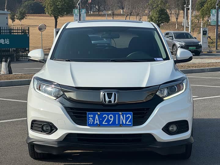 Фото 2 - Honda Vezel
