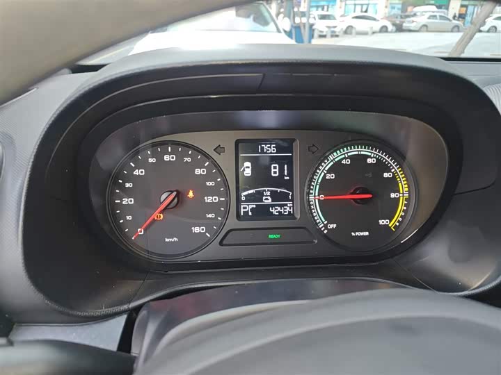 Фото 4 - Roewe Clever