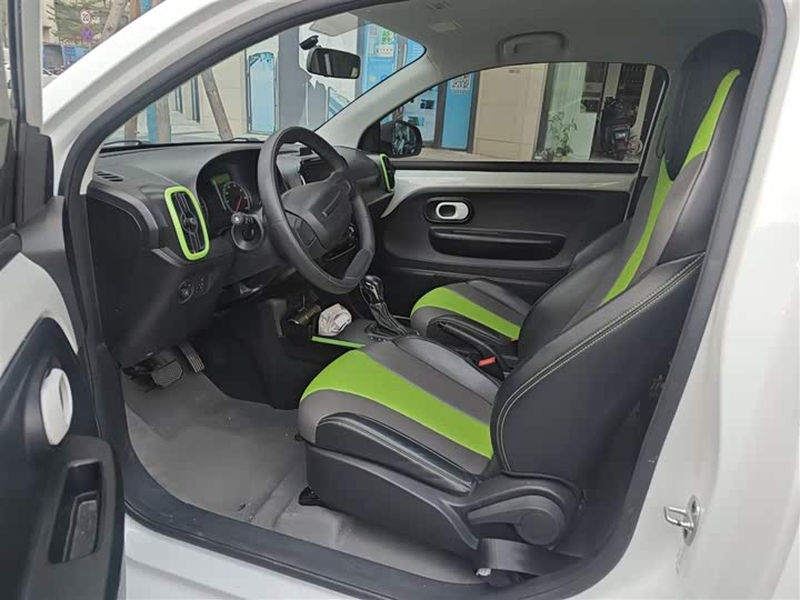 Фото 8 - Roewe Clever