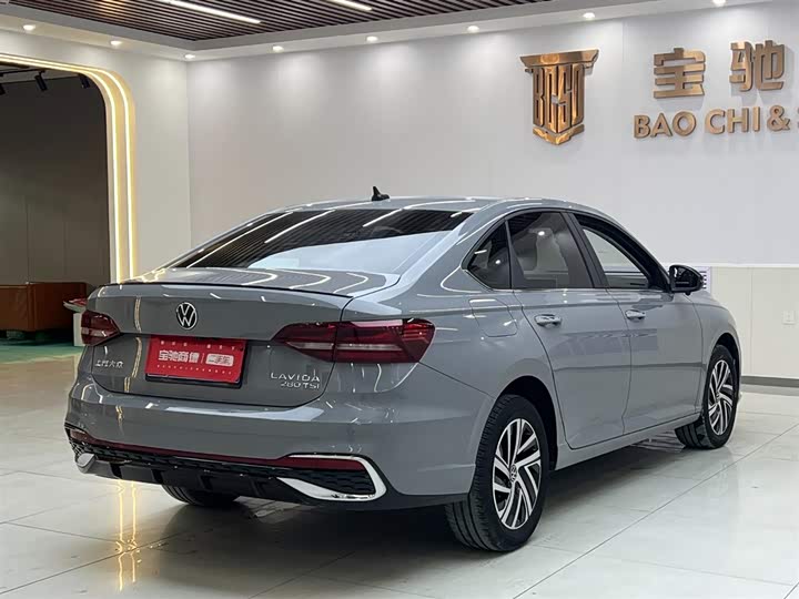 Фото 4 - Volkswagen Lavida