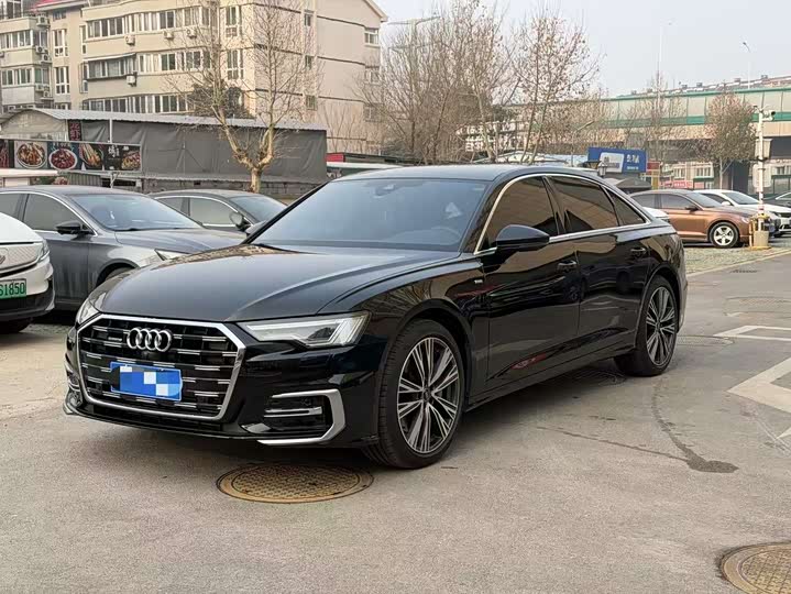 Фото 1 - Audi A6L