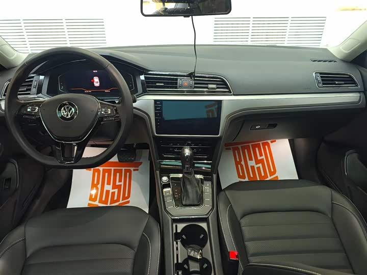 Фото 7 - Volkswagen Lamando L