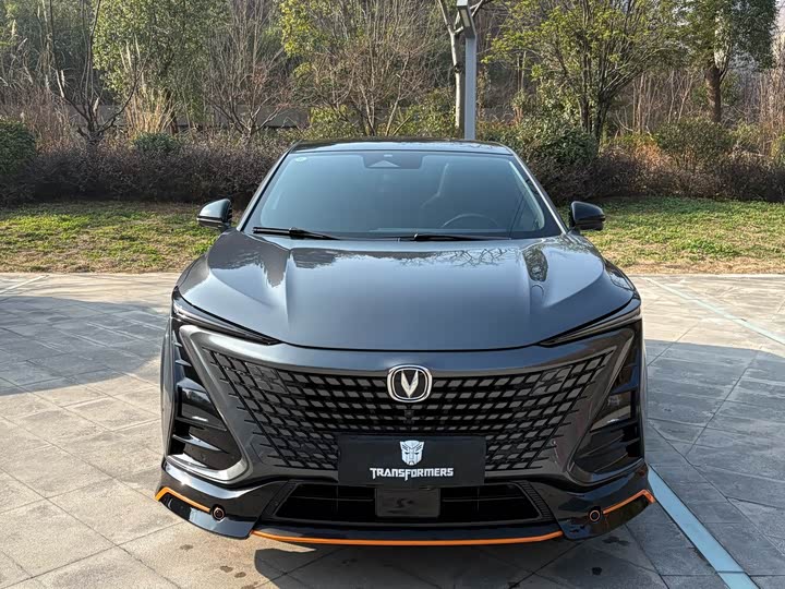 Фото 3 - Changan UNI-T