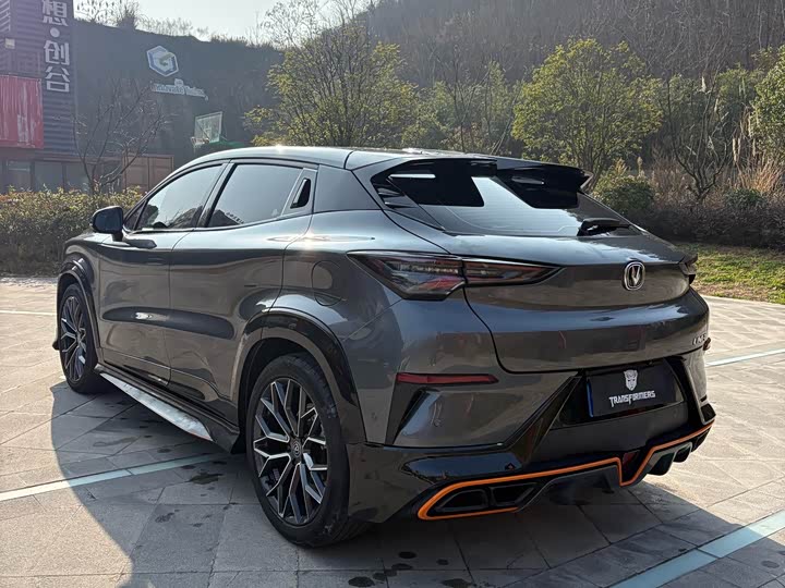 Фото 5 - Changan UNI-T