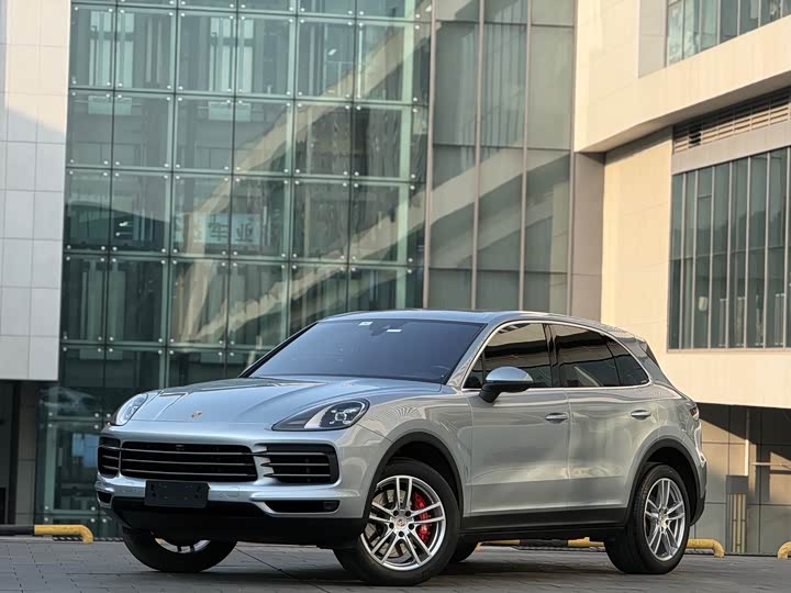 Фото 1 - Porsche Cayenne