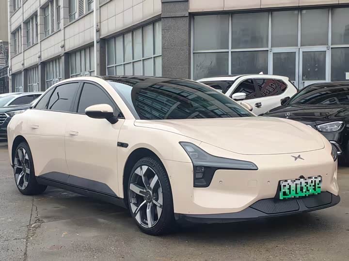 Фото 3 - XPeng Mona M03