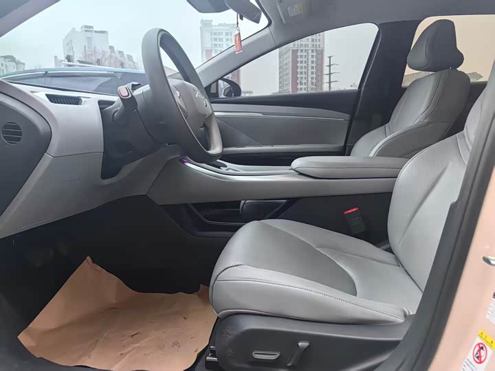 Фото 4 - XPeng Mona M03