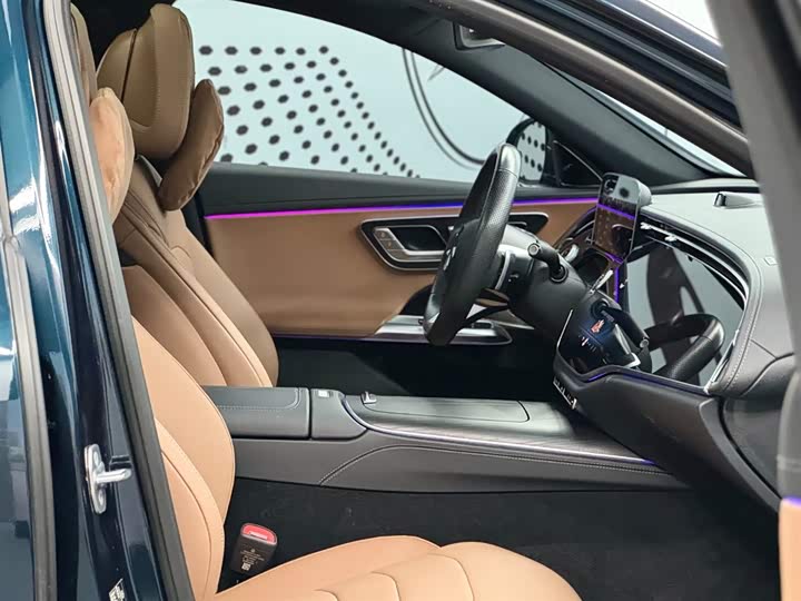 Фото 9 - Mercedes-Benz E-Class