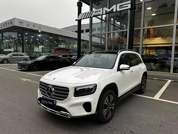 Фото 4 - Mercedes-Benz GLB-Class