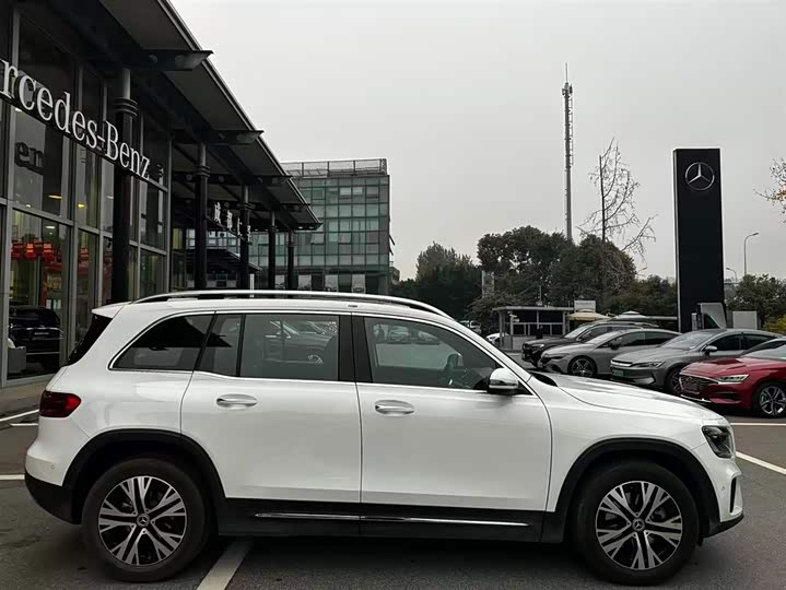 Фото 5 - Mercedes-Benz GLB-Class