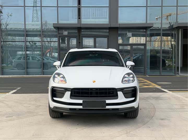 Фото 2 - Porsche Macan