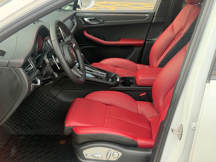 Фото 7 - Porsche Macan