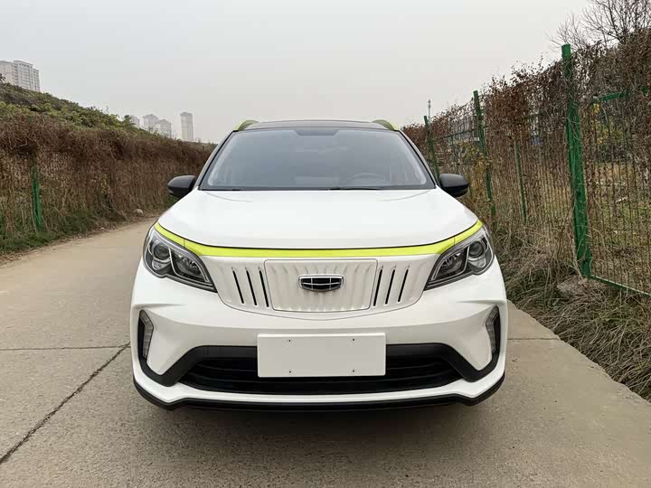 Фото 2 - Geely Geometry EX3