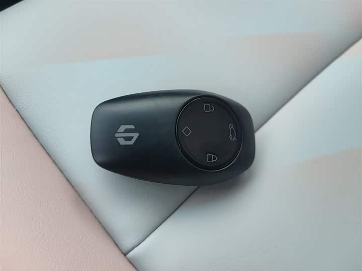 Фото 9 - Leapmotor T03