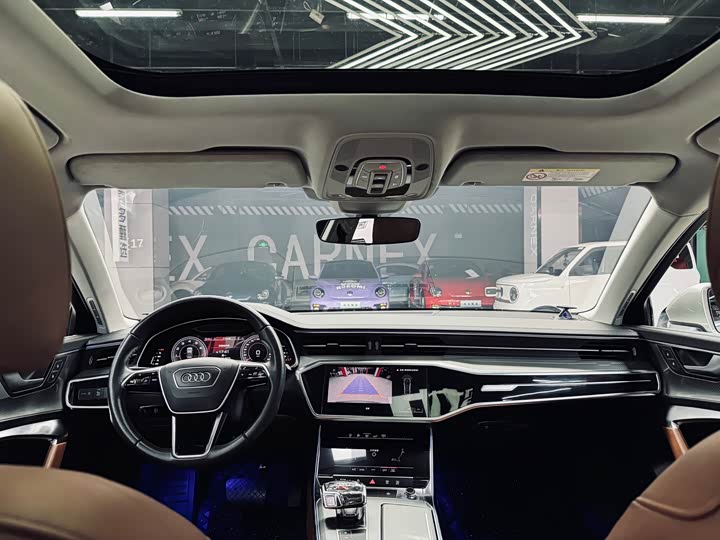 Фото 9 - Audi A6L