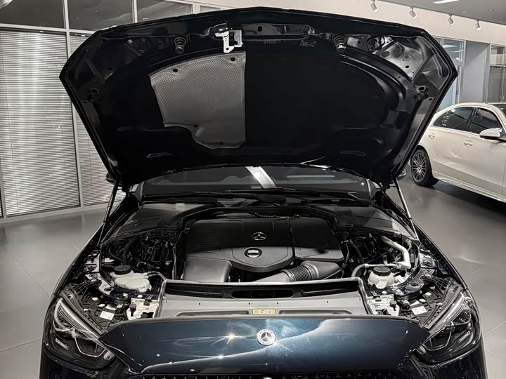 Фото 3 - Mercedes-Benz C-Class