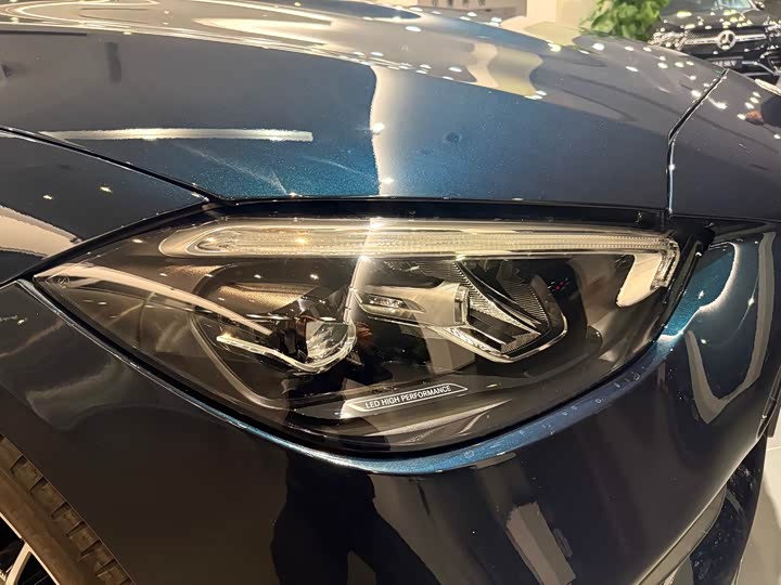 Фото 5 - Mercedes-Benz C-Class