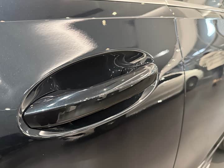 Фото 9 - Mercedes-Benz C-Class