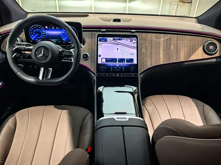 Фото 9 - Mercedes-Benz EQE SUV