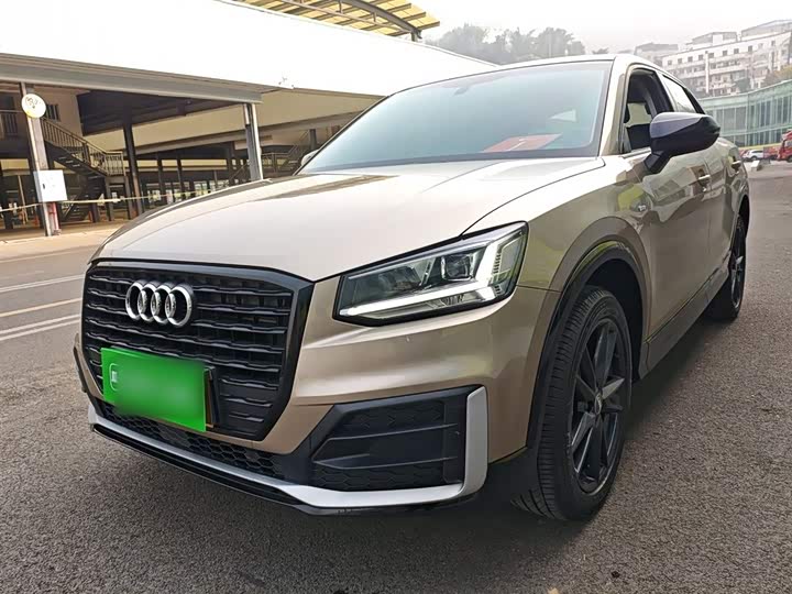 Фото 1 - Audi Q2L