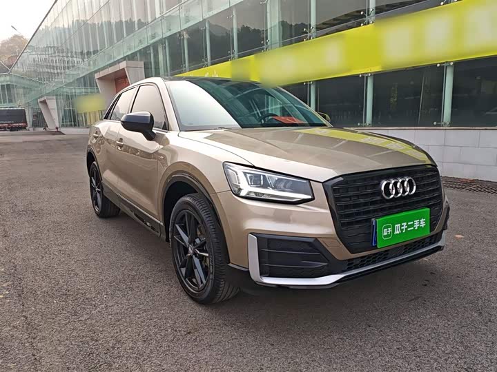 Фото 4 - Audi Q2L