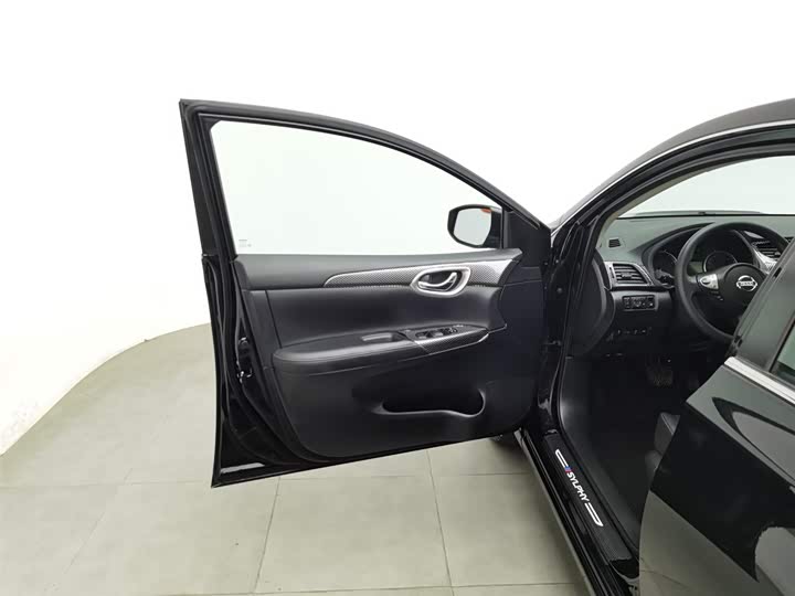 Фото 8 - Nissan Sylphy