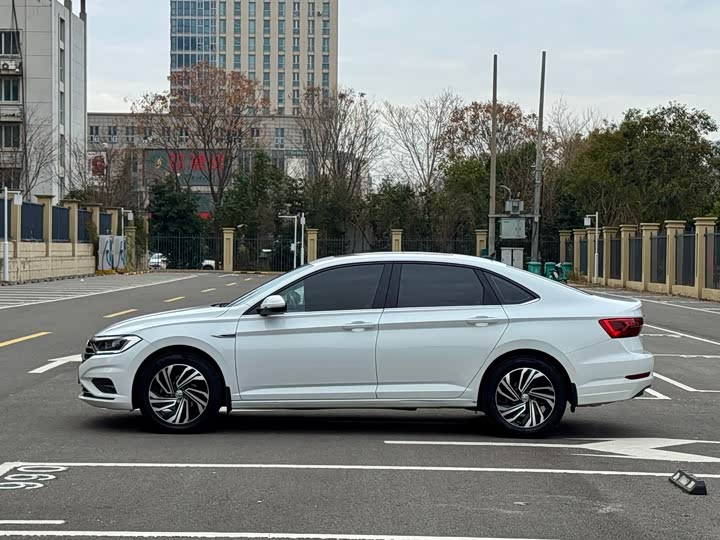 Фото 4 - Volkswagen Sagitar L