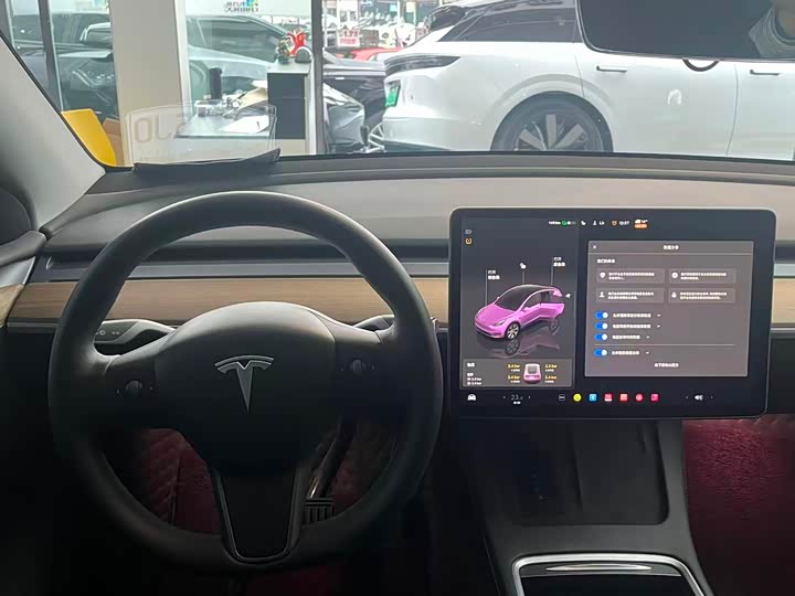 Фото 7 - Tesla Model Y