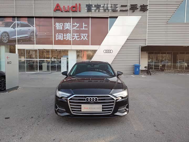 Фото 2 - Audi A6L