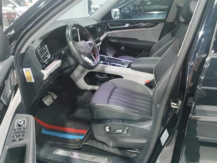 Фото 9 - Volkswagen Teramont Pro