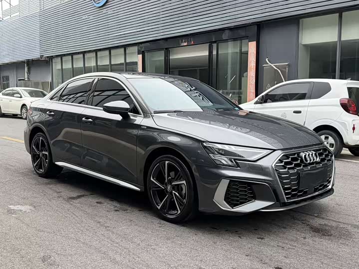 Фото 4 - Audi A3