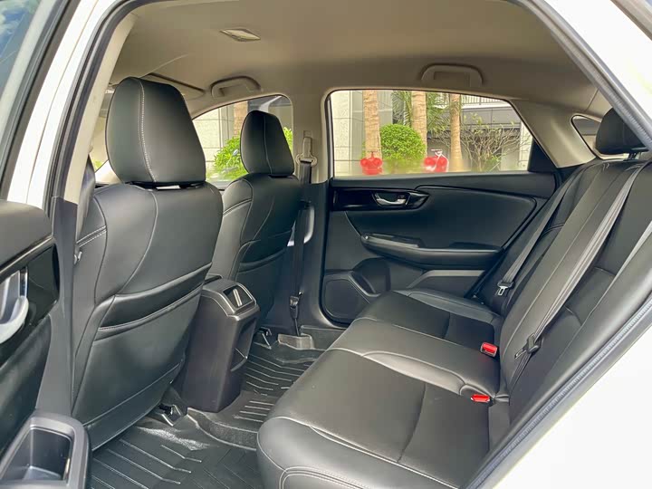 Фото 5 - Honda Envix