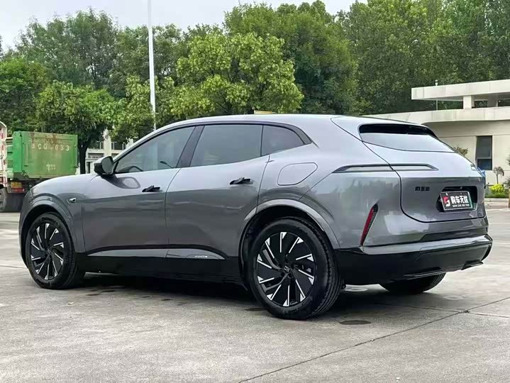 Фото 9 - Avatr 07