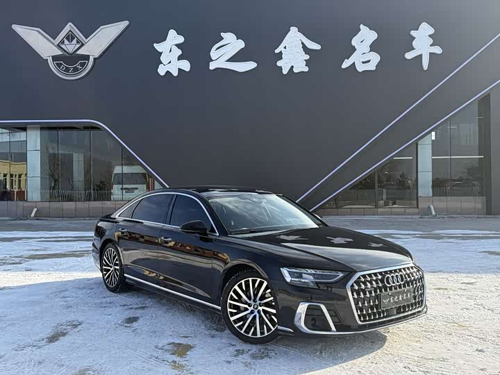 Фото 4 - Audi A8