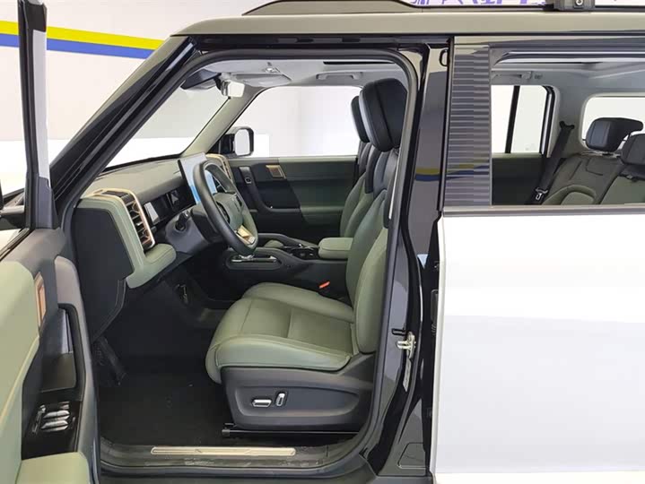 Фото 9 - Chery iCar 03