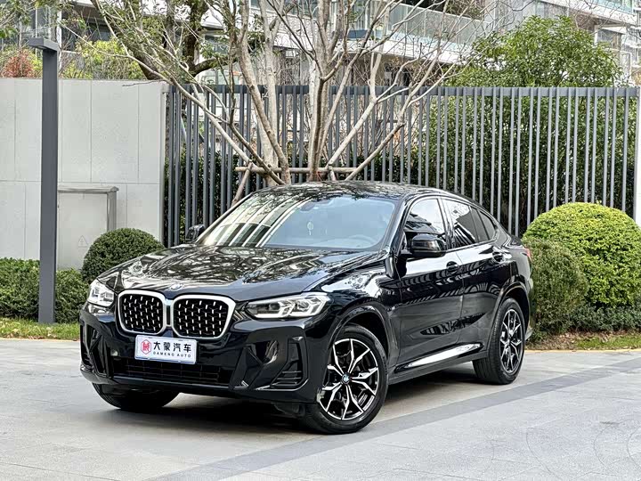Фото 1 - BMW X4