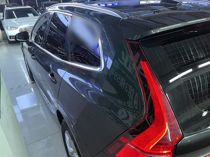 Фото 5 - Volvo XC60