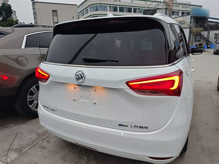 Фото 6 - Buick GL6