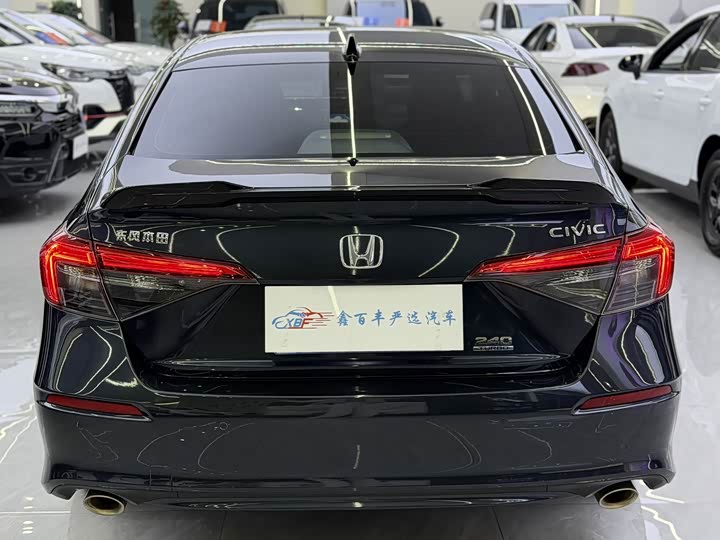 Фото 9 - Honda Civic