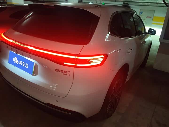 Фото 3 - Geely Galaxy Starship 7